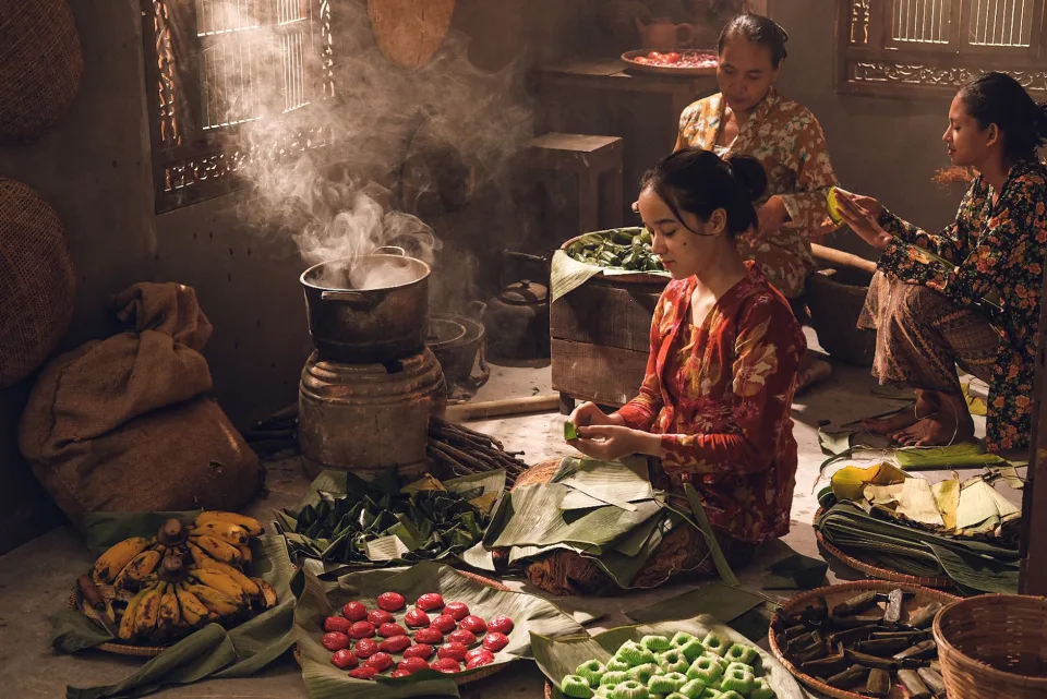 Chỗ ngồi chờ và gửi xe